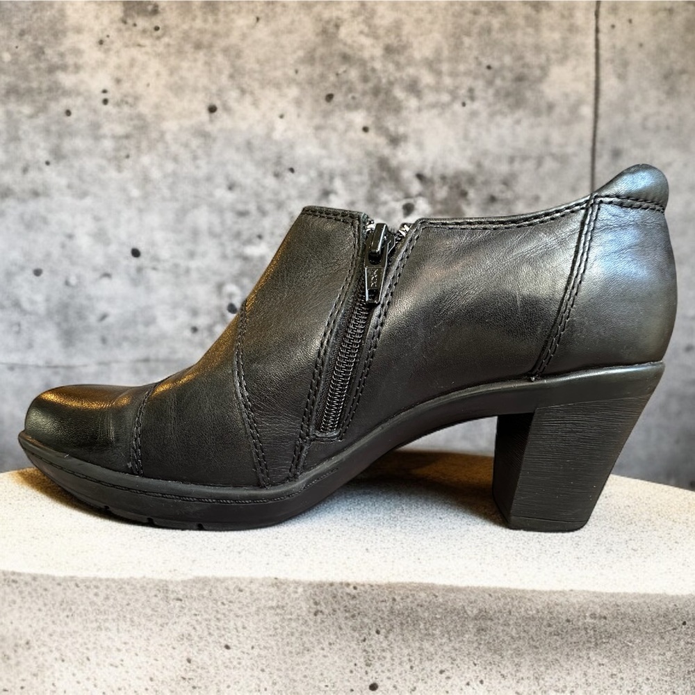 Women's Black Leather Ankle Boots